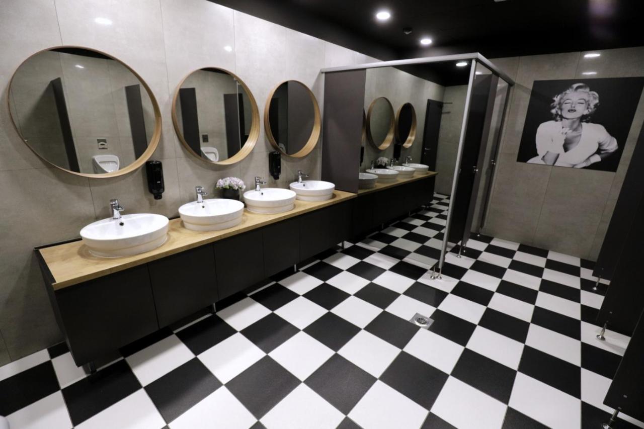 Apartments & Rooms Krizevci Екстер'єр фото