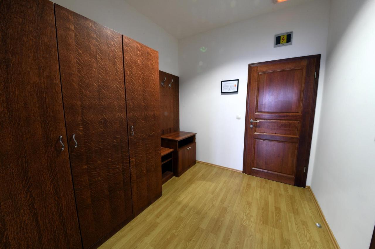 Apartments & Rooms Krizevci Екстер'єр фото