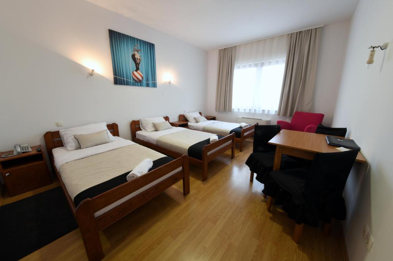 Apartments & Rooms Krizevci Екстер'єр фото