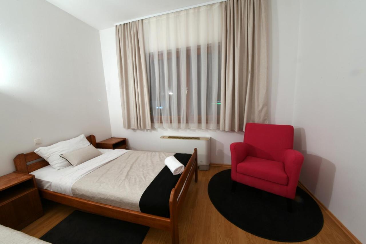 Apartments & Rooms Krizevci Екстер'єр фото